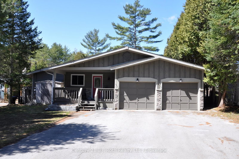 3609 Riverdale Dr, Severn, L0K 2B0 | Image 2