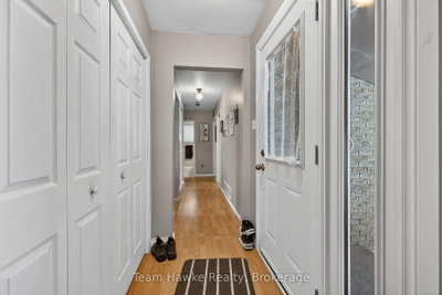 575 Simcoe Avenue — photo 4
