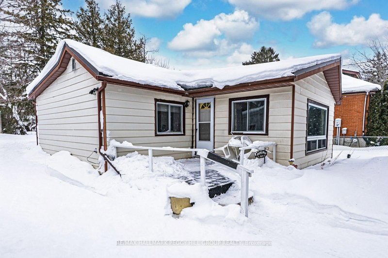 home for sale on 1237 15 Line N