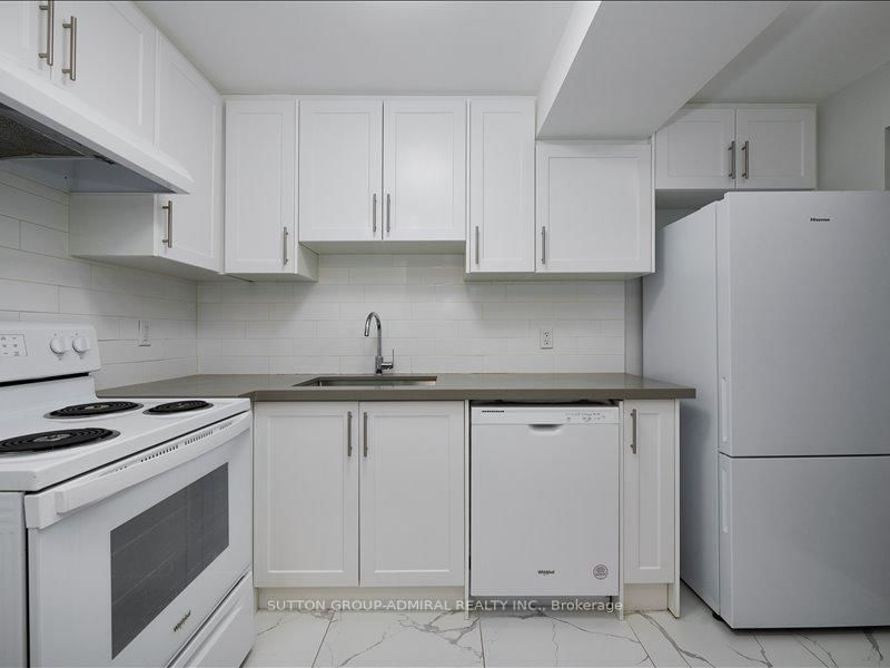 Detached House for sale at 64 Copeman Crescent, Barrie, Ontario, L4N 8B4 - Painswick North - MLS: S12914360