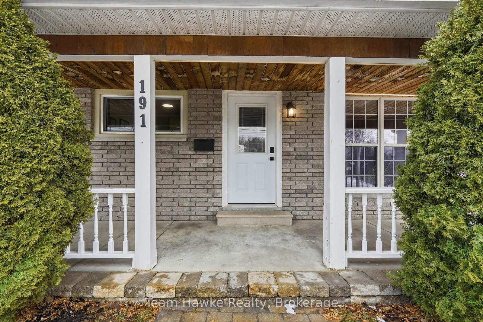 Listing Image 3
