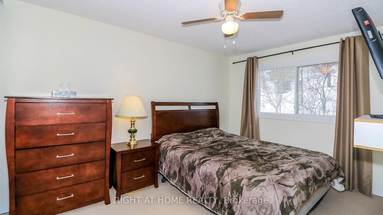 Townhouse for sale at 23-52 Adelade Street, Barrie, Ontario, L4N 3T5 - Allandale - MLS: S12915380