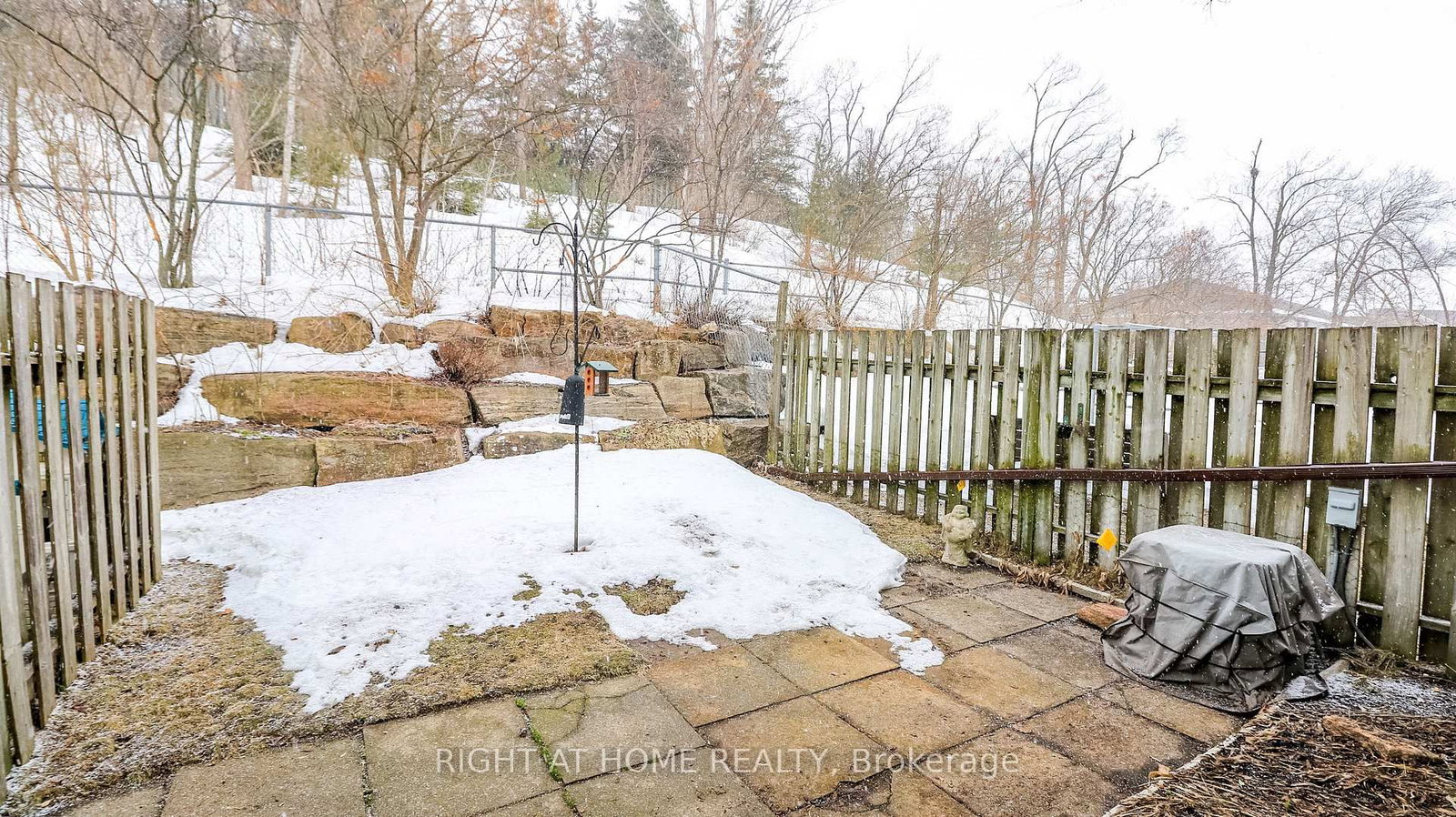 Townhouse for sale at 23-52 Adelade Street, Barrie, Ontario, L4N 3T5 - Allandale - MLS: S12915380