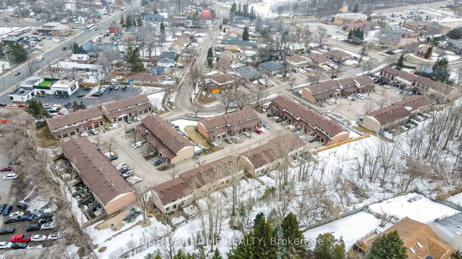 Townhouse for sale at 23-52 Adelade Street, Barrie, Ontario, L4N 3T5 - Allandale - MLS: S12915380