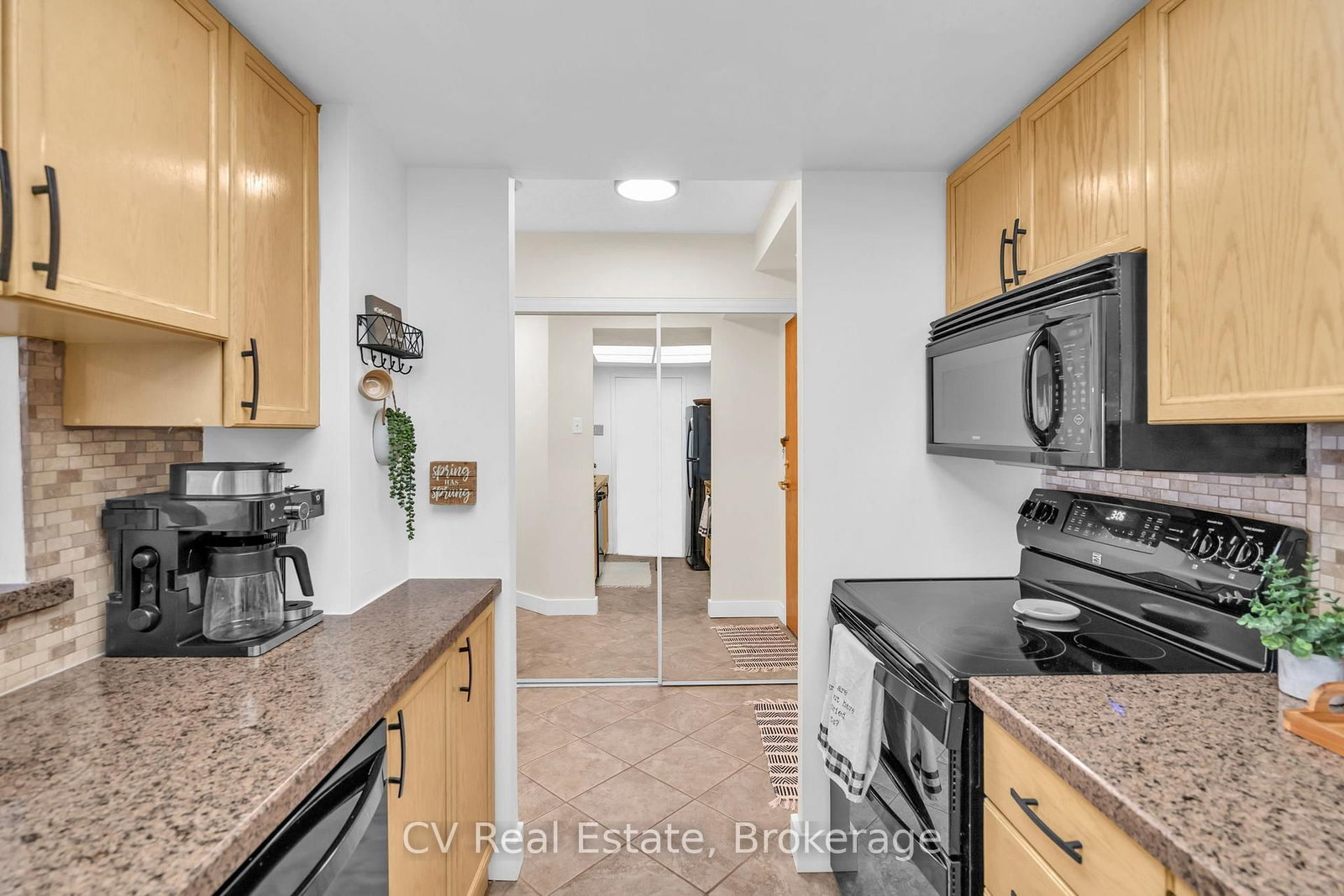 Condo for sale at 811-75 Ellen Street, Barrie, Ontario, L4N 7R6 - City Centre - MLS: S12918068