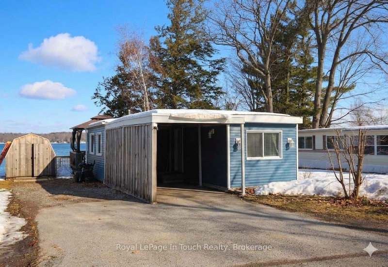 home for sale on 10 Lakeshore Road