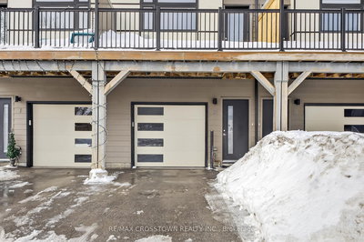 2 - 540 Essa Rd | Barrie | Image