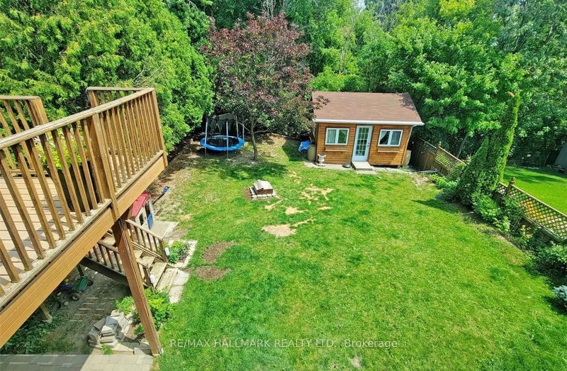 17 Barre Dr, Barrie, L4N 7N6 | Image 3