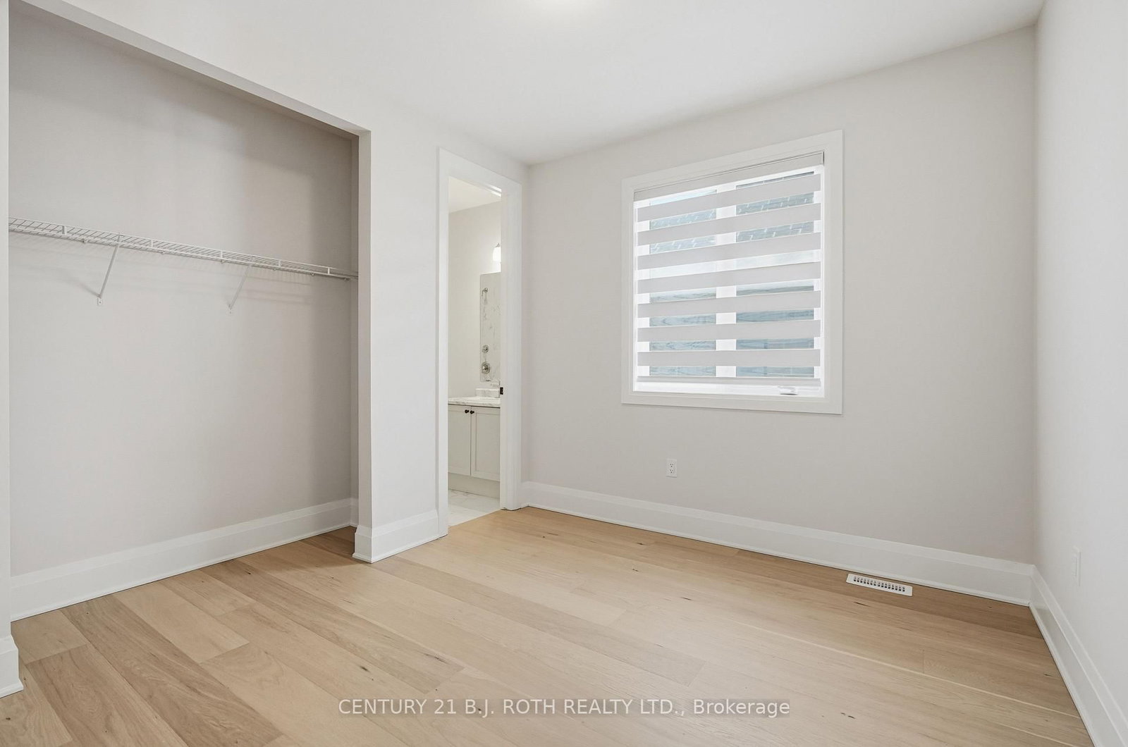 Detached House for sale at 395 Reid Drive, Barrie, Ontario, L9J 0G5 - Rural Barrie Southwest - MLS: S12921000