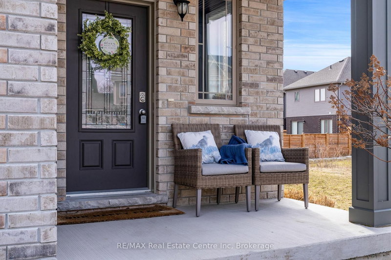 24 GEORGE ZUBEK Dr, Collingwood, L9Y 1M5 | Image 2