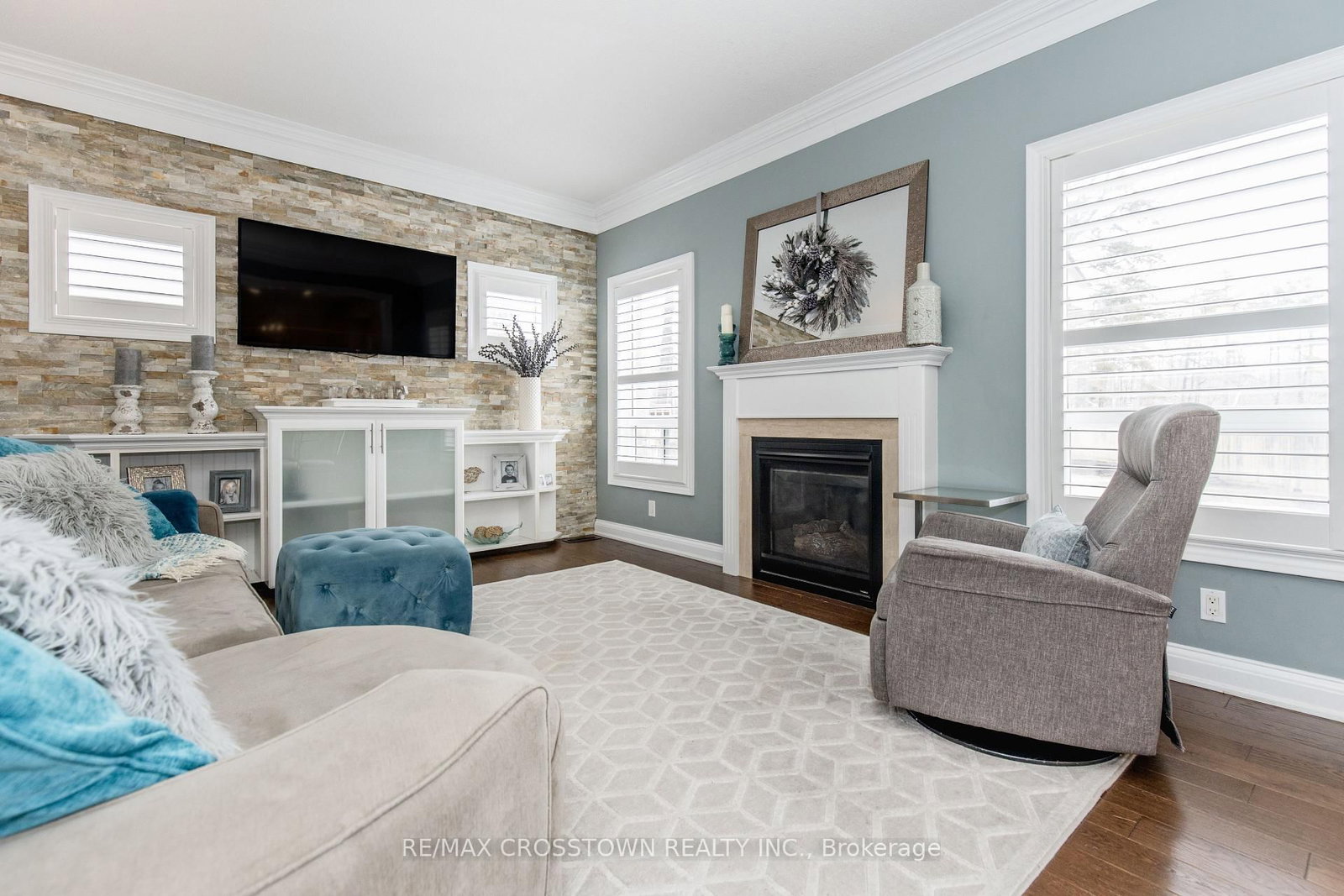 Detached House for sale at 58 Versailles Crescent, Barrie, Ontario, L4M 0B8 - Innis-Shore - MLS: S12921008