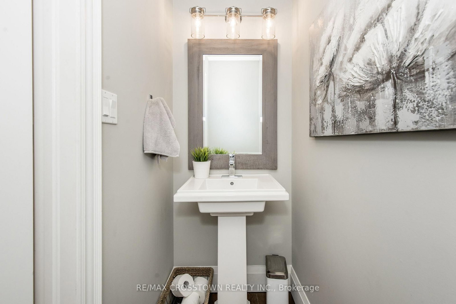 Detached House for sale at 58 Versailles Crescent, Barrie, Ontario, L4M 0B8 - Innis-Shore - MLS: S12921008