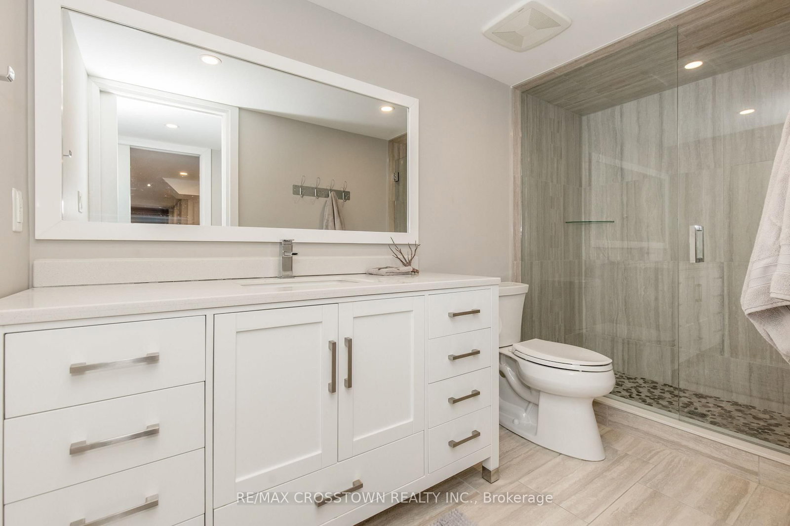 Detached House for sale at 58 Versailles Crescent, Barrie, Ontario, L4M 0B8 - Innis-Shore - MLS: S12921008