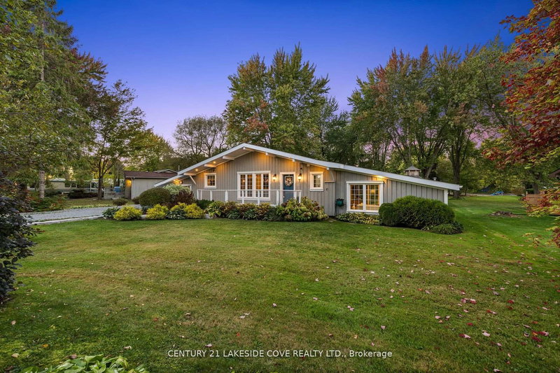 home for sale on 27 Poplar Crescent W