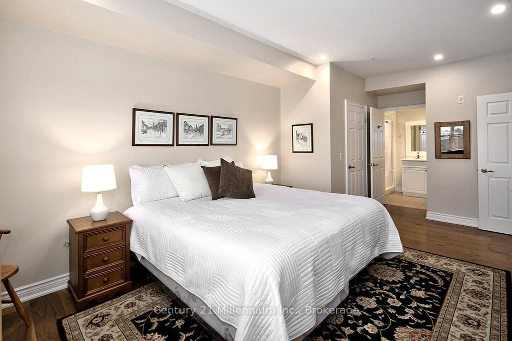 91 Raglan Street, Unit 302 - Photo 17