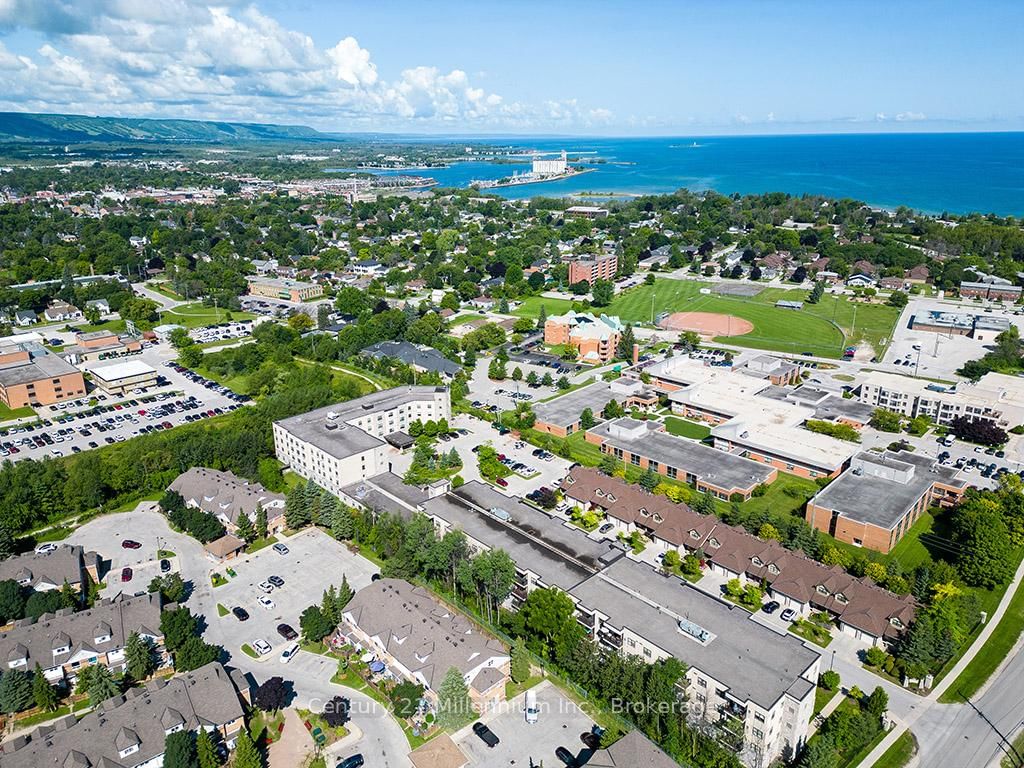 91 Raglan Street, Unit 302 - Photo 35