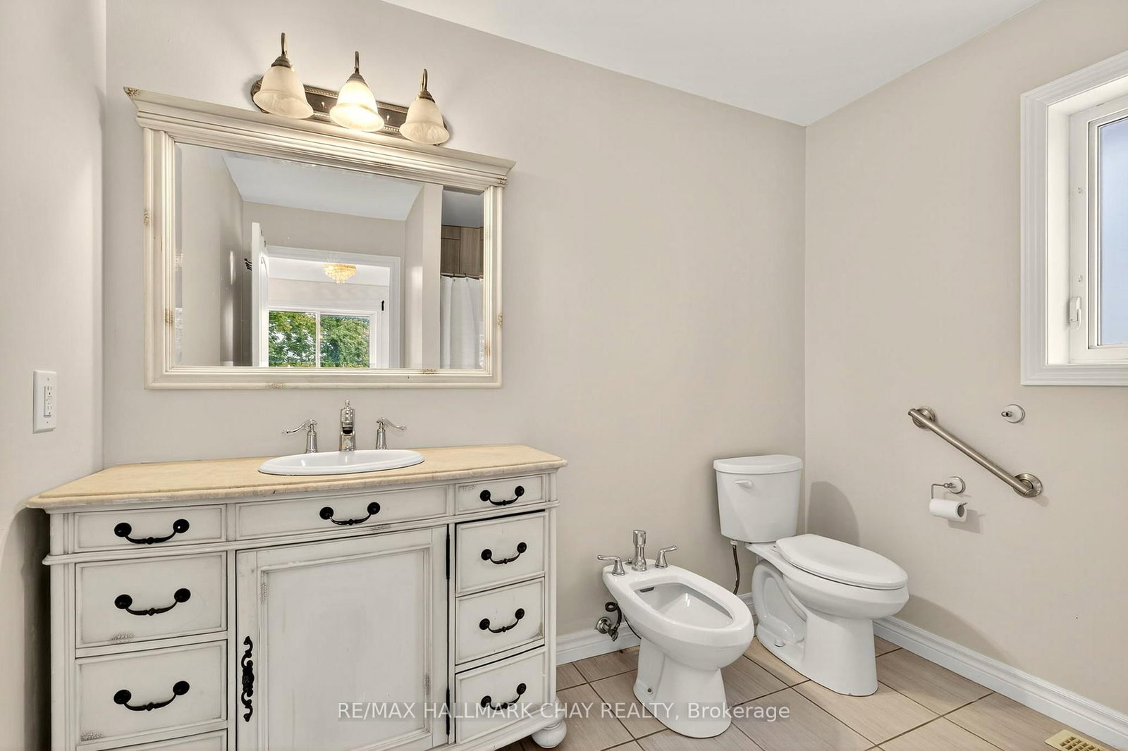 Detached House for sale at 29 Oakley Park Square, Barrie, Ontario, L4M 2K2 - Wellington - MLS: S12924452