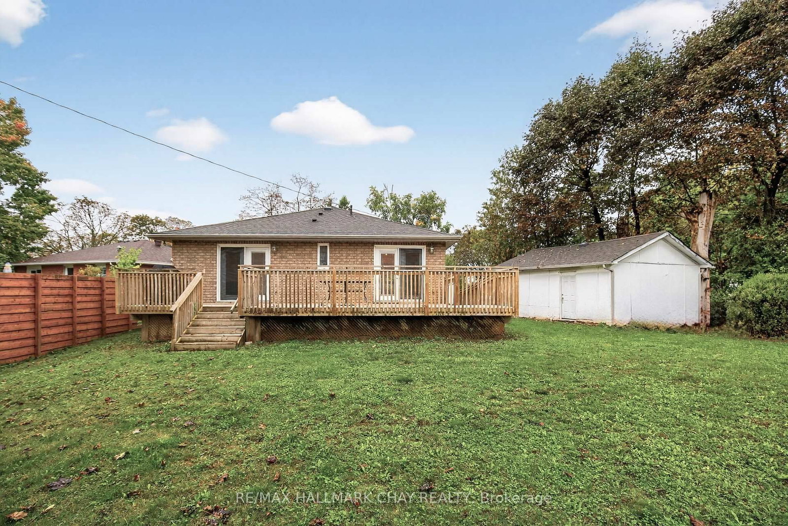 Detached House for sale at 29 Oakley Park Square, Barrie, Ontario, L4M 2K2 - Wellington - MLS: S12924452