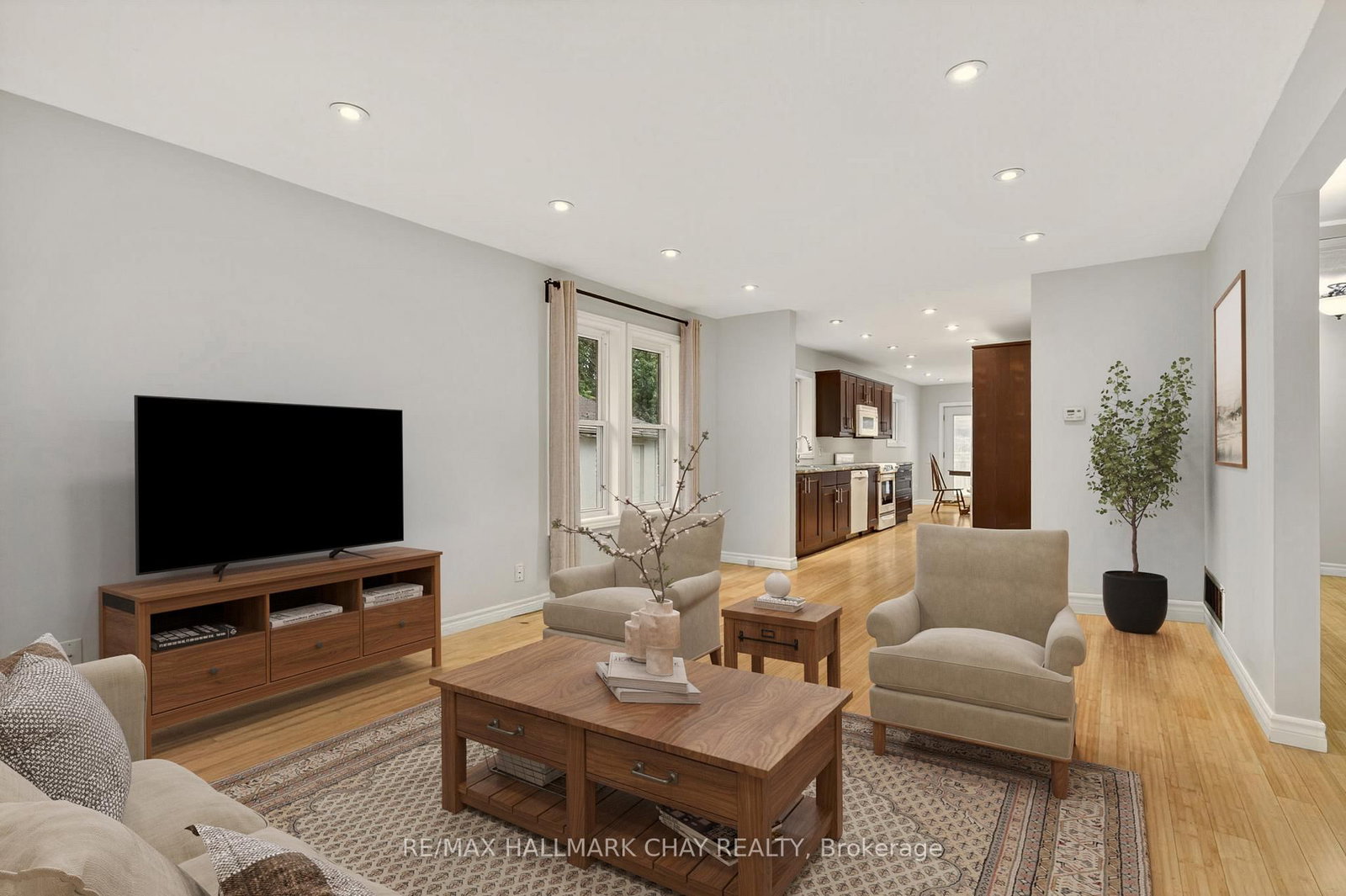 Detached House for sale at 29 Oakley Park Square, Barrie, Ontario, L4M 2K2 - Wellington - MLS: S12924452