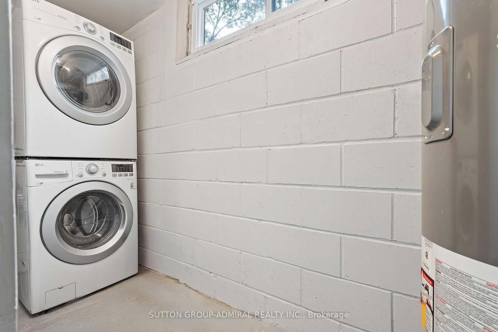 Detached House for sale at 110 Cumberland Street, Barrie, Ontario, L4N 2P7 - Allandale - MLS: S12925742