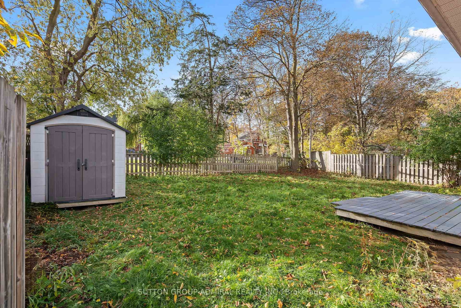 Detached House for sale at 110 Cumberland Street, Barrie, Ontario, L4N 2P7 - Allandale - MLS: S12925742