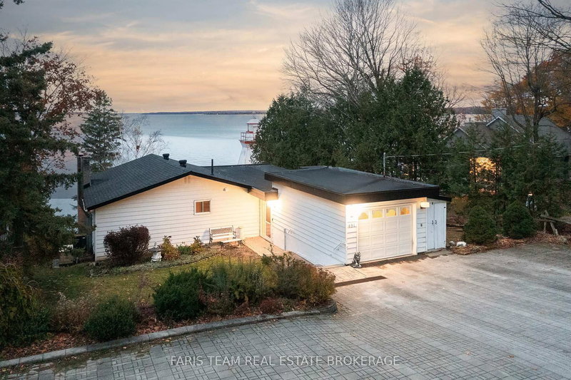 481 Islandview Lane, Midland, L4R 5H4 | Image 2