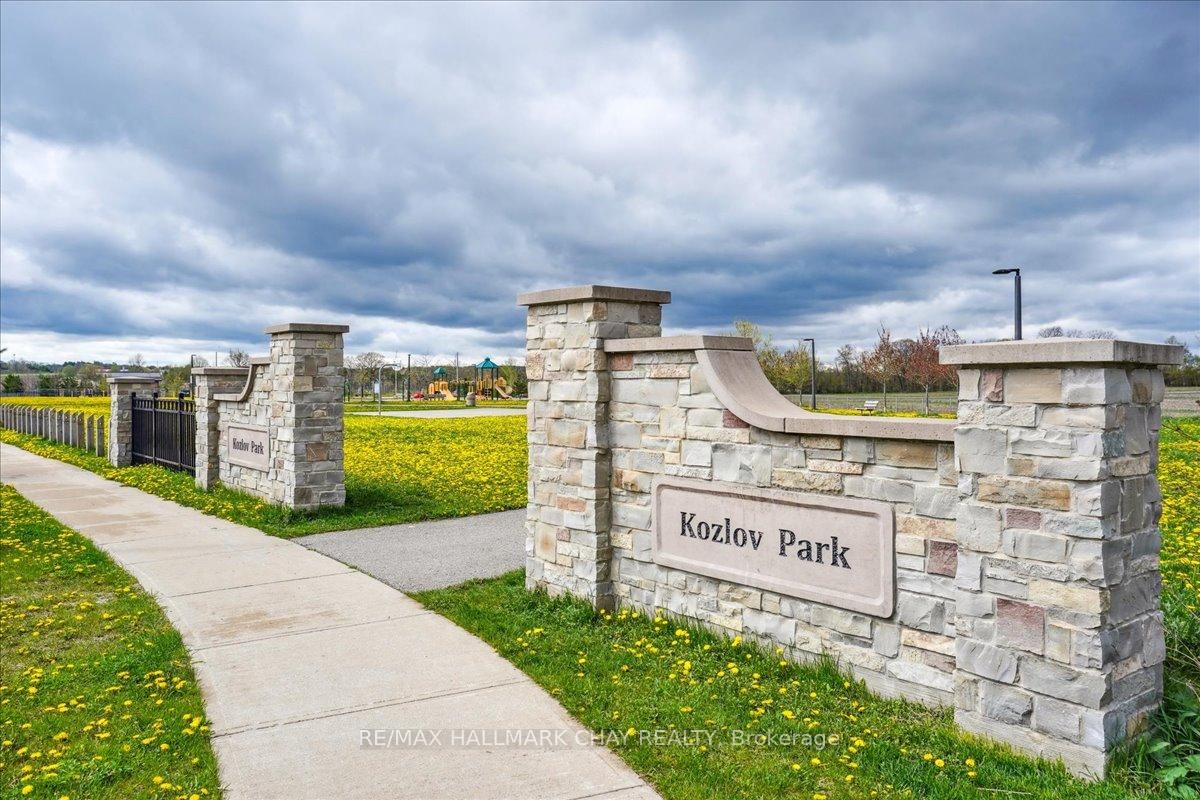 30 Hanmer Street W, Unit 709 - Photo 27