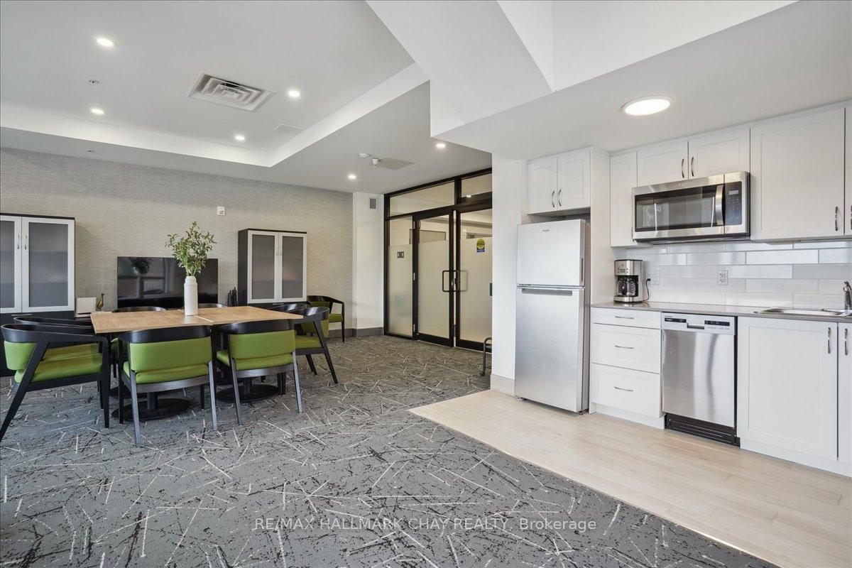 30 Hanmer Street W, Unit 709 - Photo 5