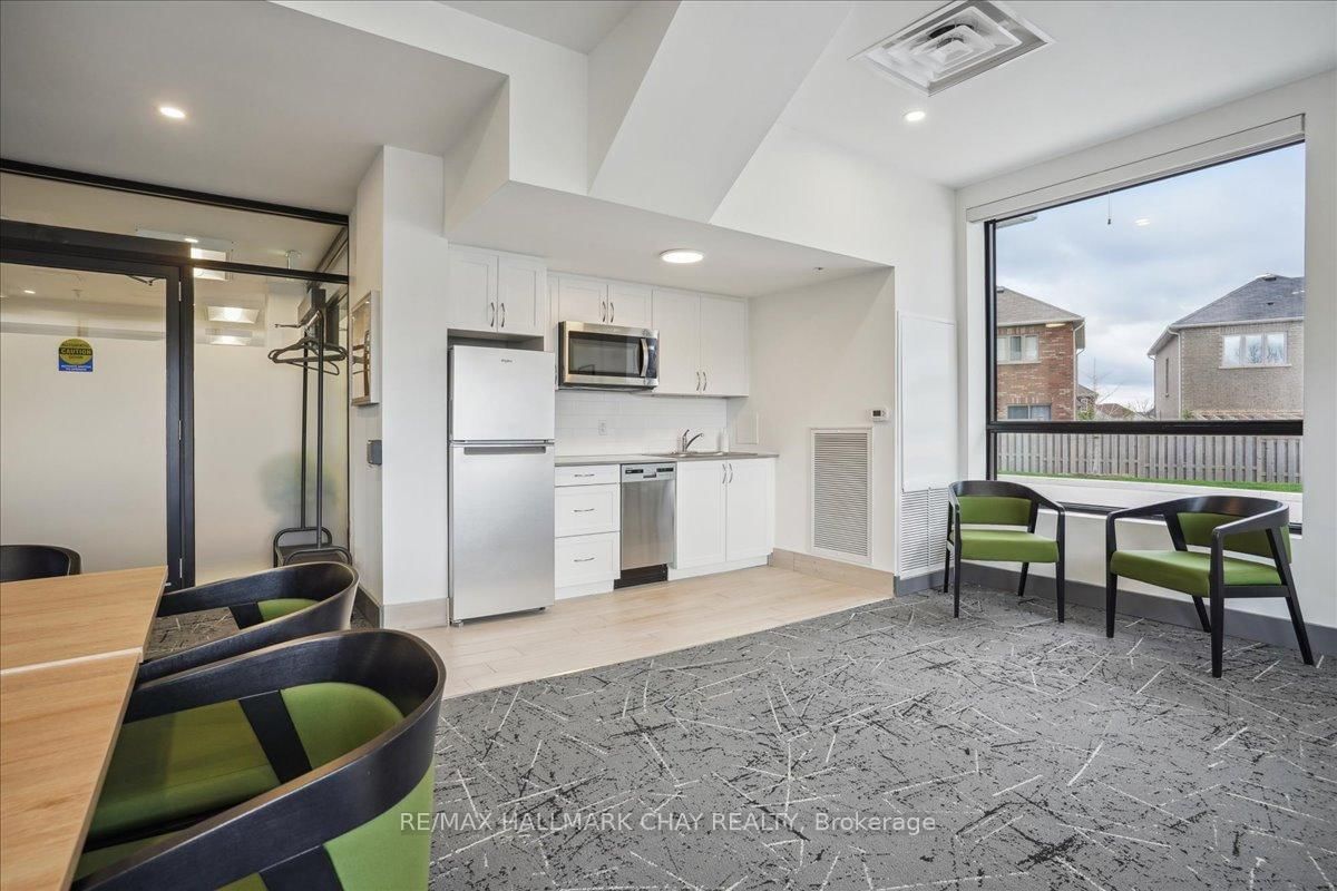 30 Hanmer Street W, Unit 709 - Photo 7