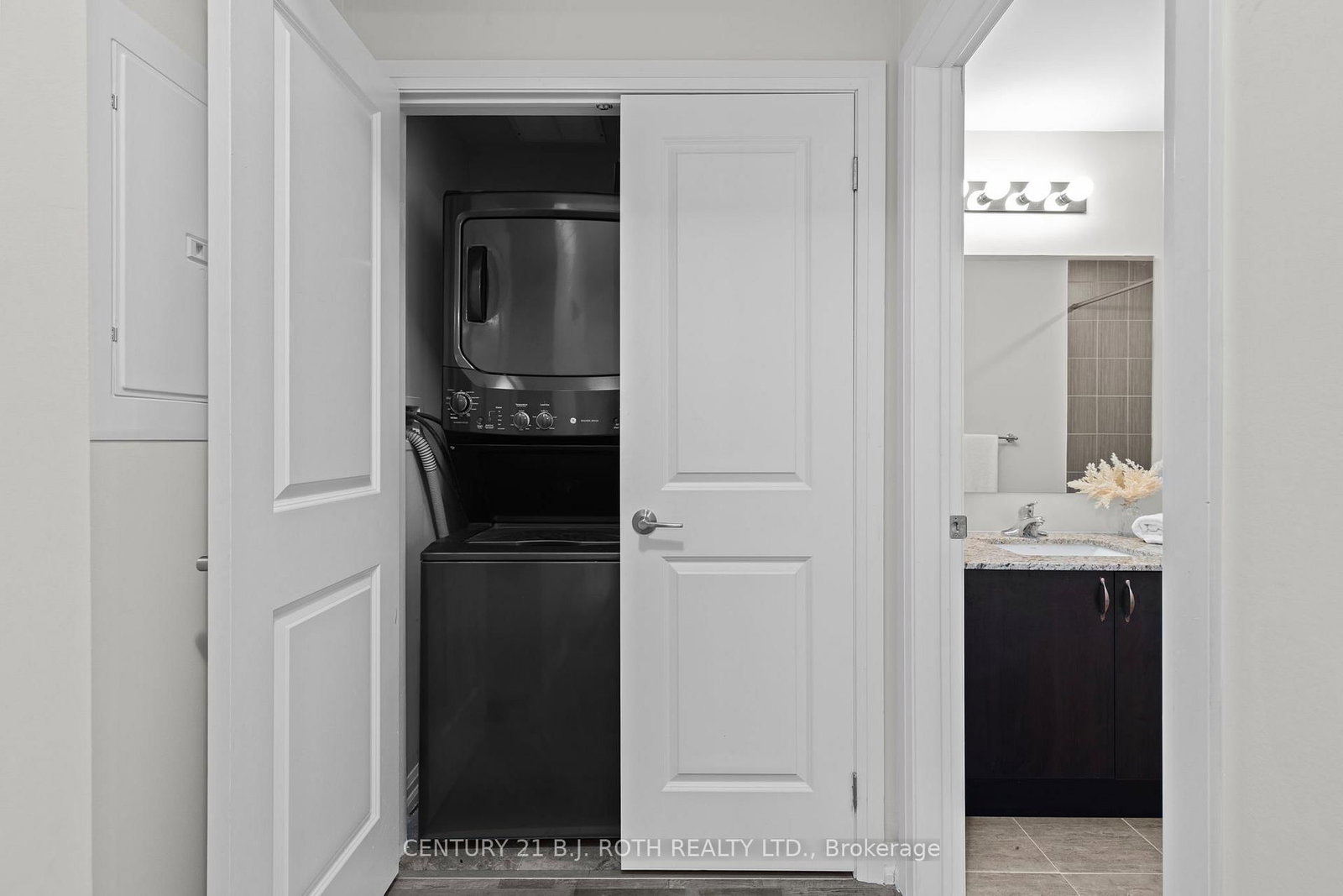 Condo for sale at 115-302 ESSA Road, Barrie, Ontario, L9J 0H3 - 400 West - MLS: S12928242