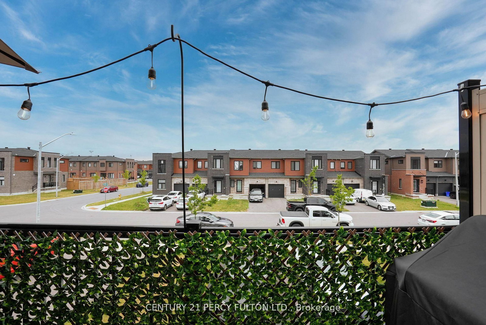 Townhouse for sale at 89 Fairlane Avenue, Barrie, Ontario, L9L 0M9 - Painswick South - MLS: S12931320