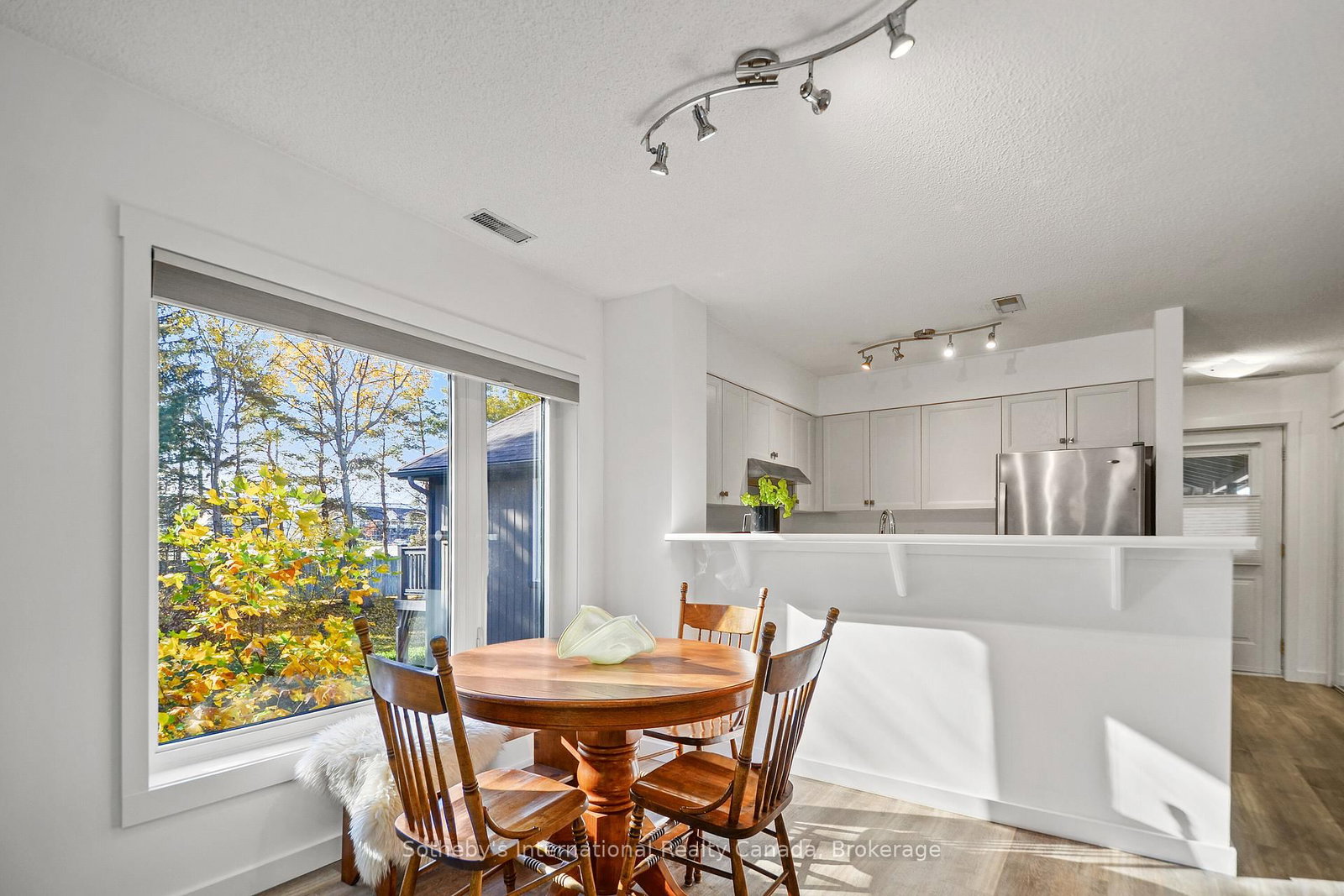 331 MARINERS Way • Collingwood, ON photo 11