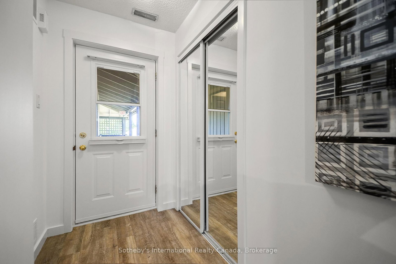 331 MARINERS Way • Collingwood, ON photo 15