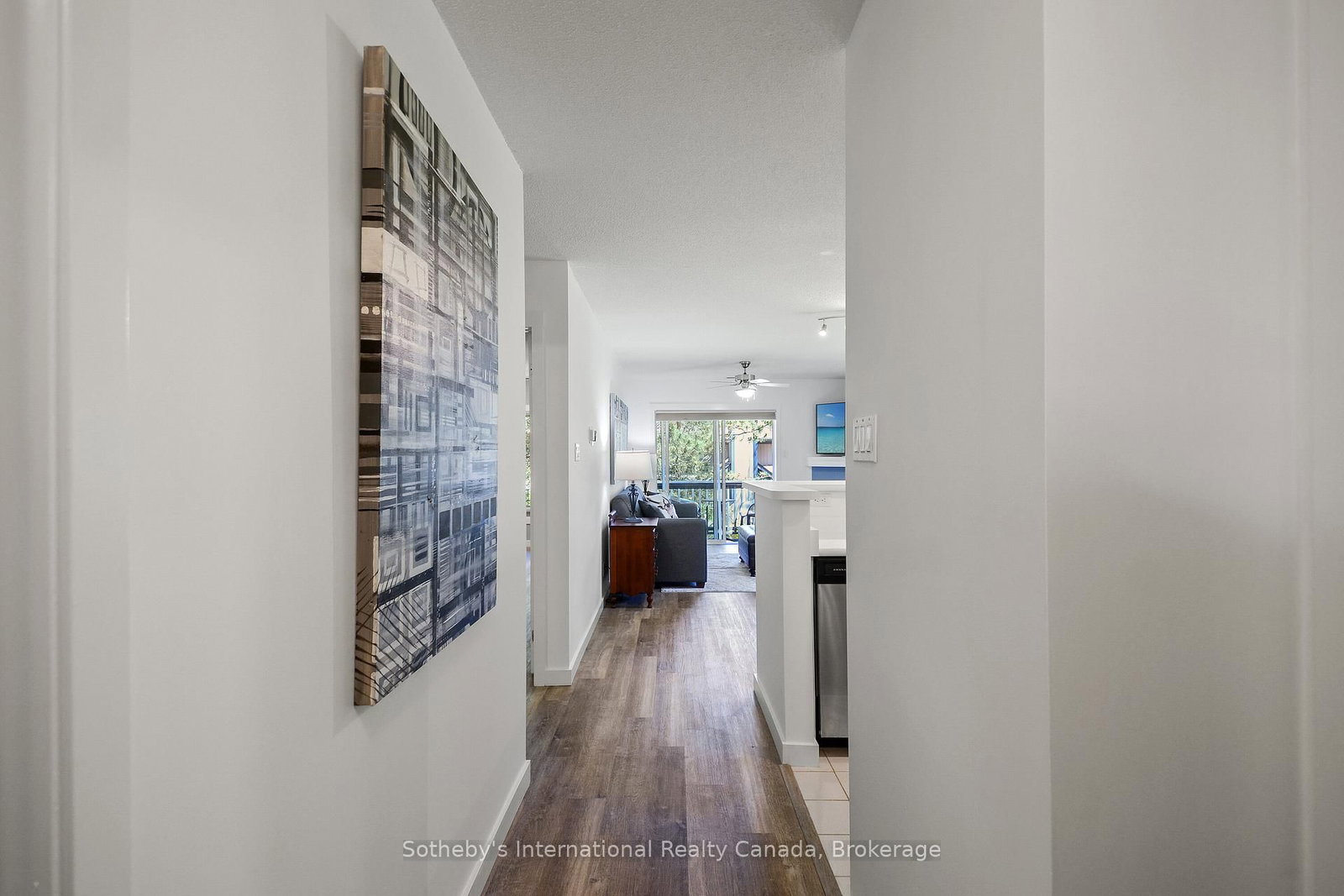 331 MARINERS Way • Collingwood, ON photo 18