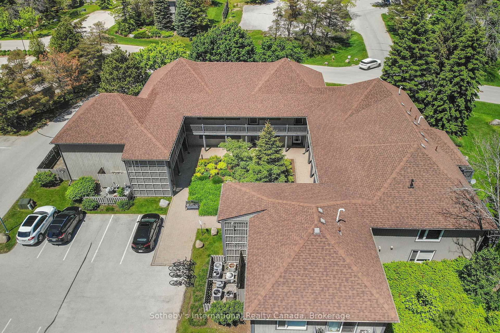 331 MARINERS Way • Collingwood, ON photo 39