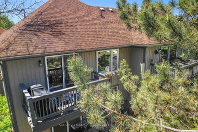 331 MARINERS Way • Collingwood, ON photo 4