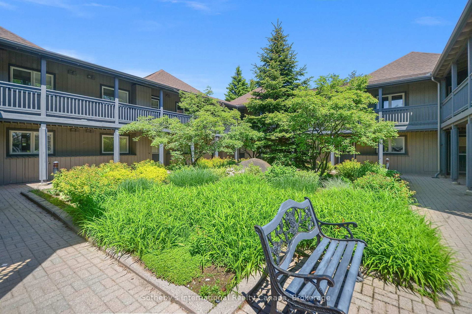 331 MARINERS Way • Collingwood, ON photo 43
