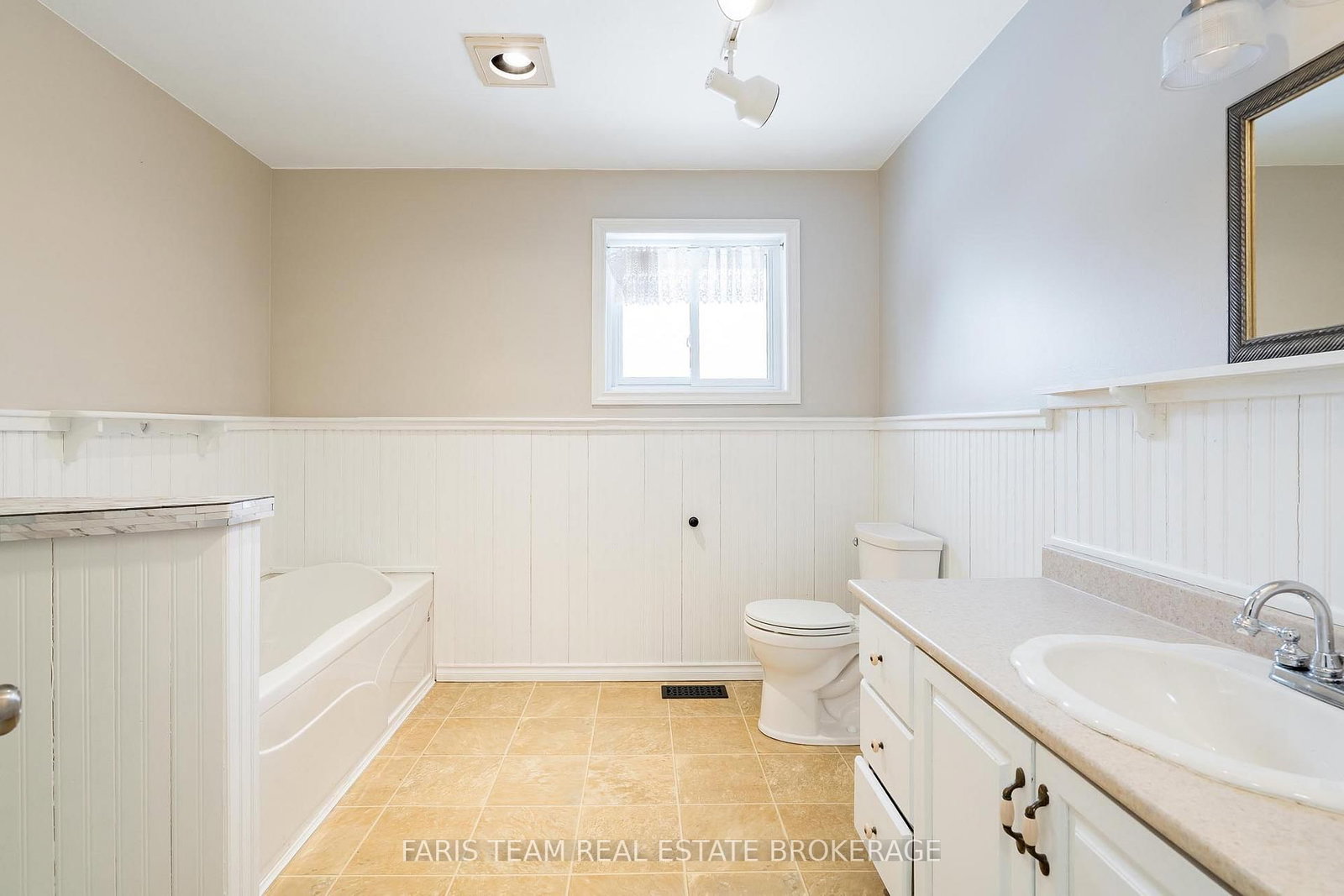 Detached House for sale at 1872 Anderson Line, Severn, Ontario, L0K 1E0 - Rural Severn - MLS: S12931710