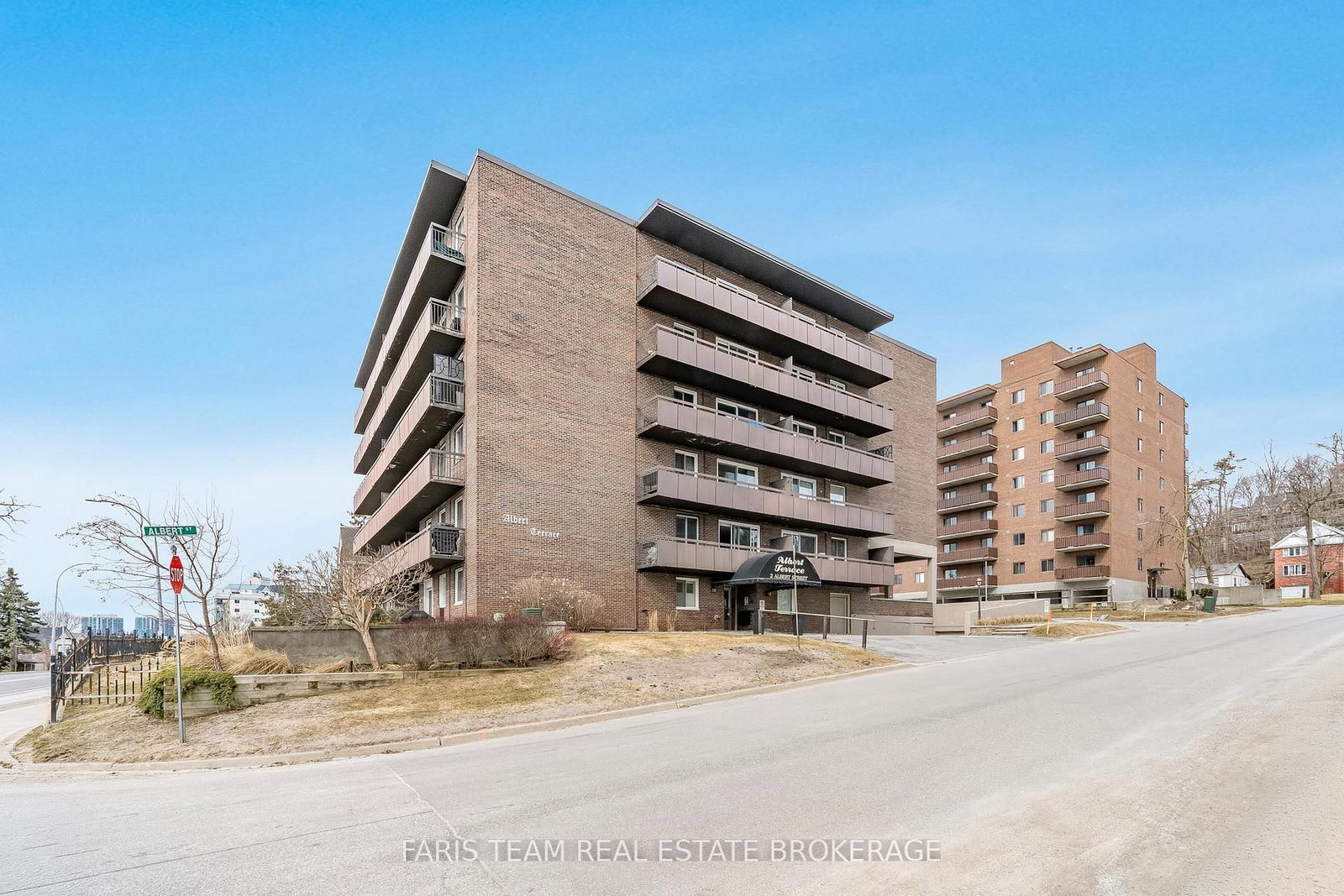 Condo for sale at 48-2 Albert Street, Barrie, Ontario, L4M 3S4 - North Shore - MLS: S12931876