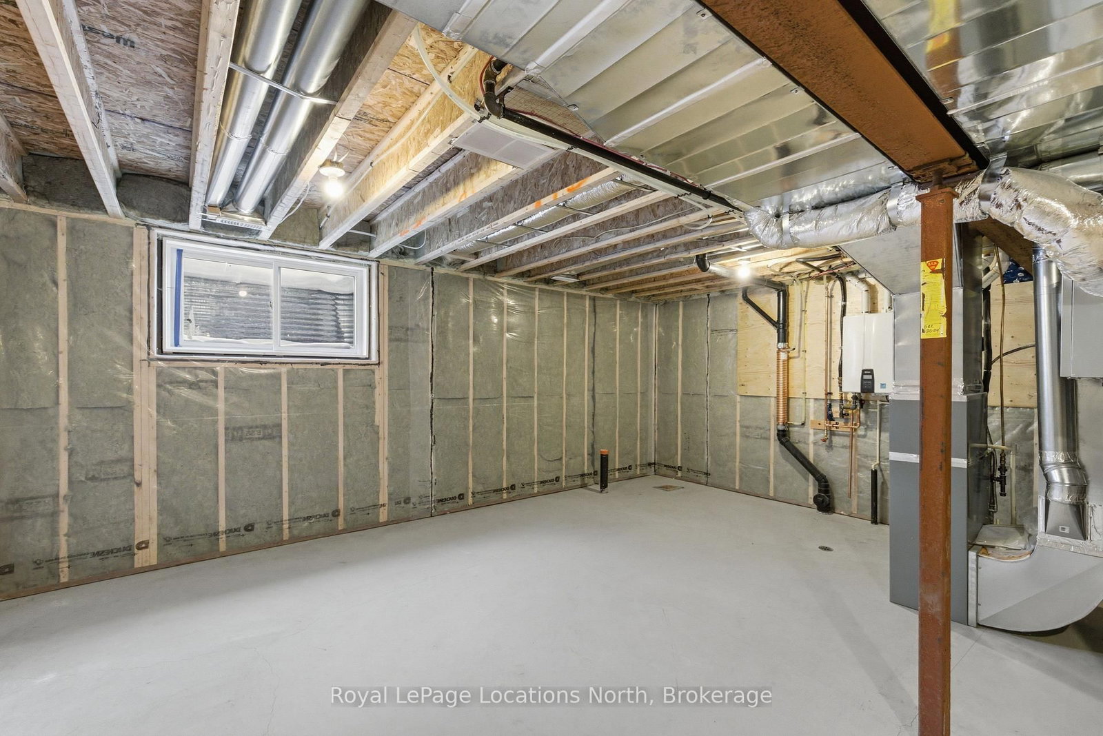 Townhouse for sale at 5 Swain Crescent, Collingwood, Ontario, L9Y 2L3 - Collingwood - MLS: S12932264