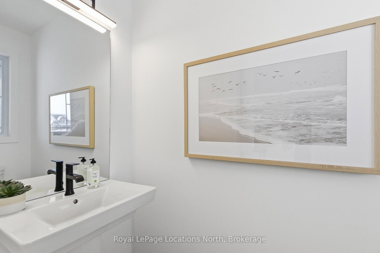 Townhouse for sale at 5 Swain Crescent, Collingwood, Ontario, L9Y 2L3 - Collingwood - MLS: S12932264