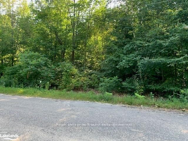 home for sale on LT 60 Oneida Crescent