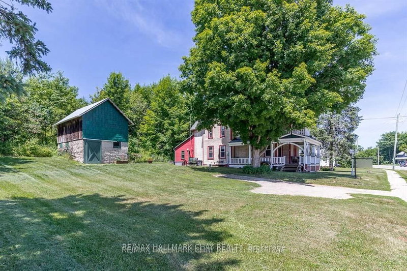 home for sale on 4514 Penetanguishene Road