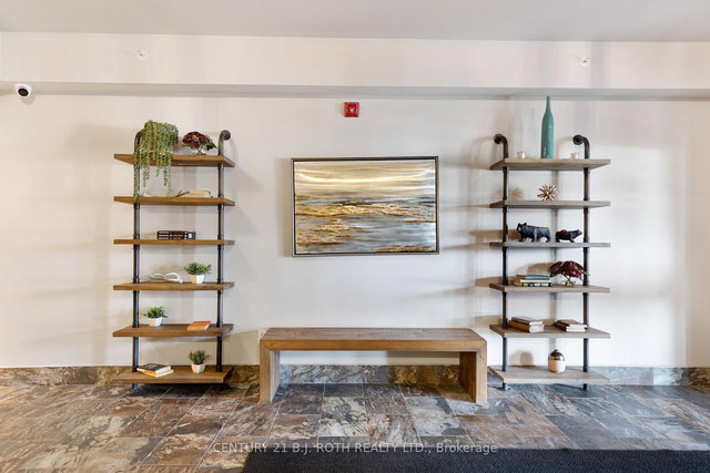 204 - 20 Koda Street