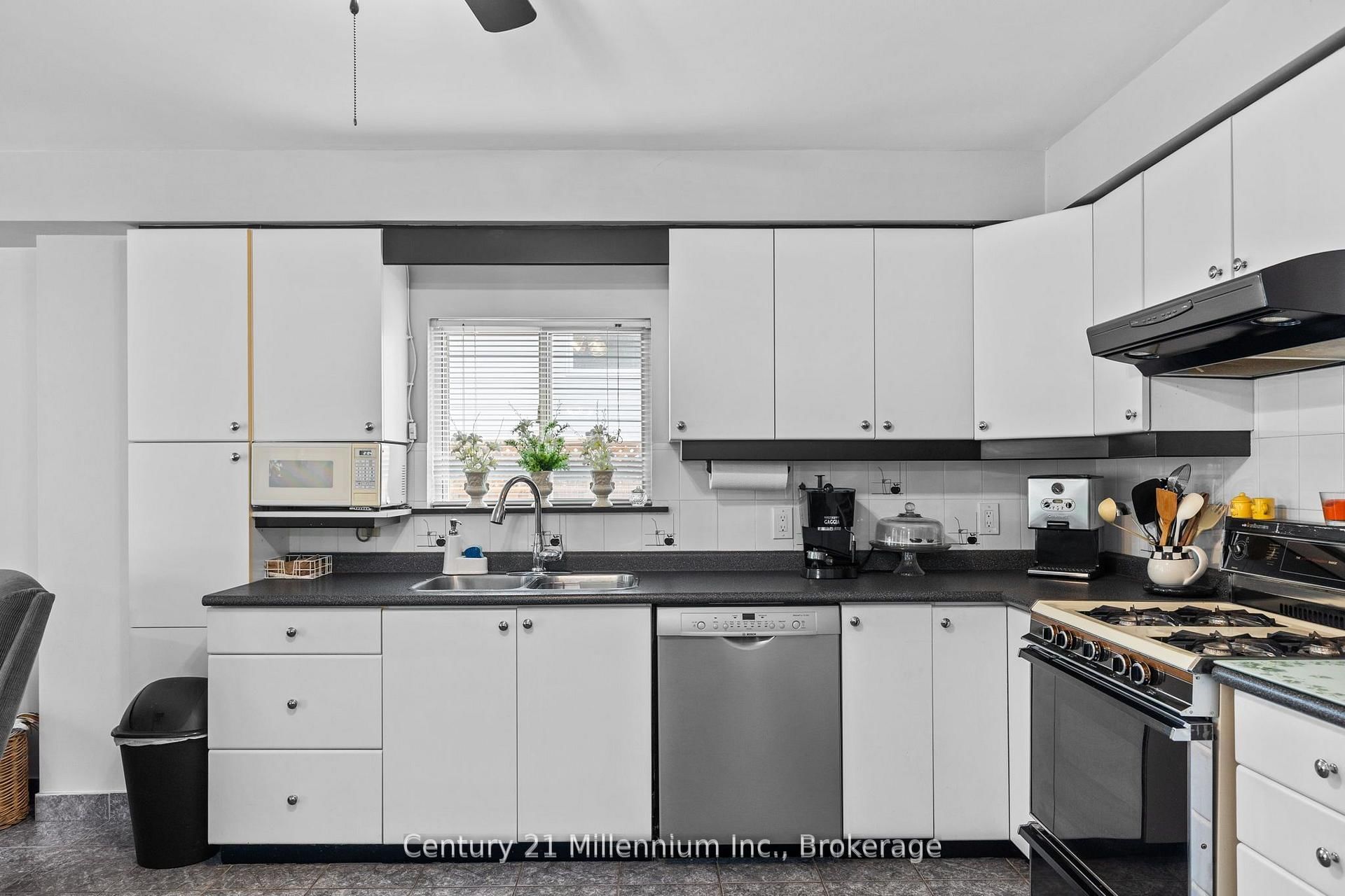 49 32nd Street N
