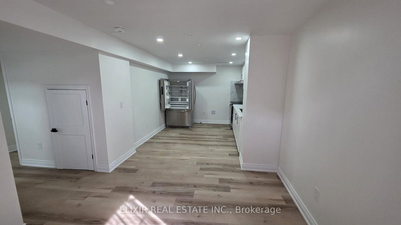 #Bsmt - 41 Blair Cres, Barrie, L4M 5Y6 | Image 3