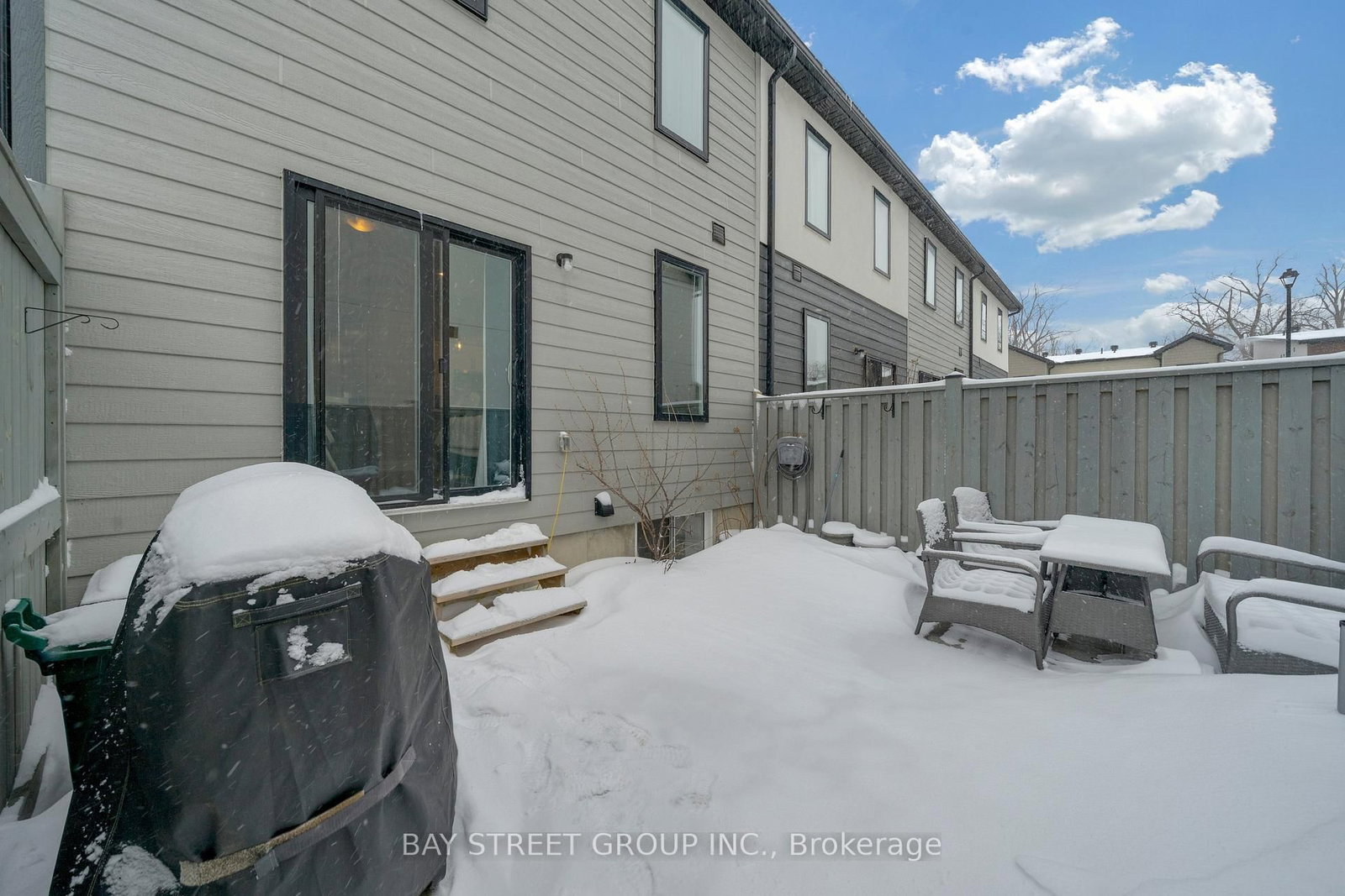 Listing Image 45
