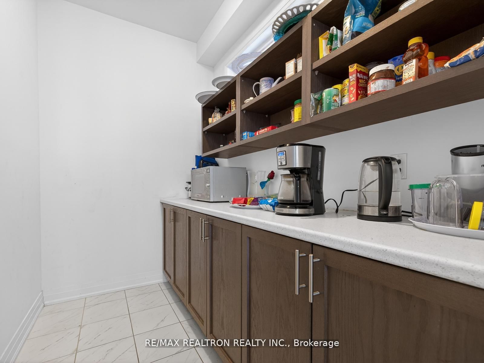 Detached House for sale at 27 Franklin Trail, Barrie, Ontario, L9J 0J1 - Rural Barrie Southwest - MLS: S12937040