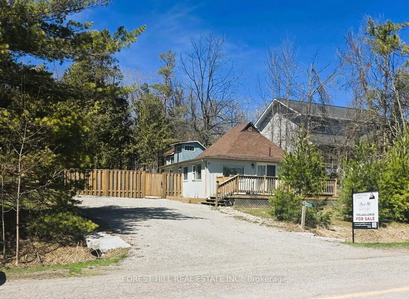 2224 Lakeshore Rd E, Oro-Medonte, L0L 1T0 | Image 2