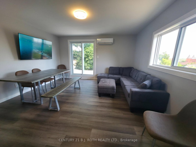 home for lease on 2-82 Albert Street N